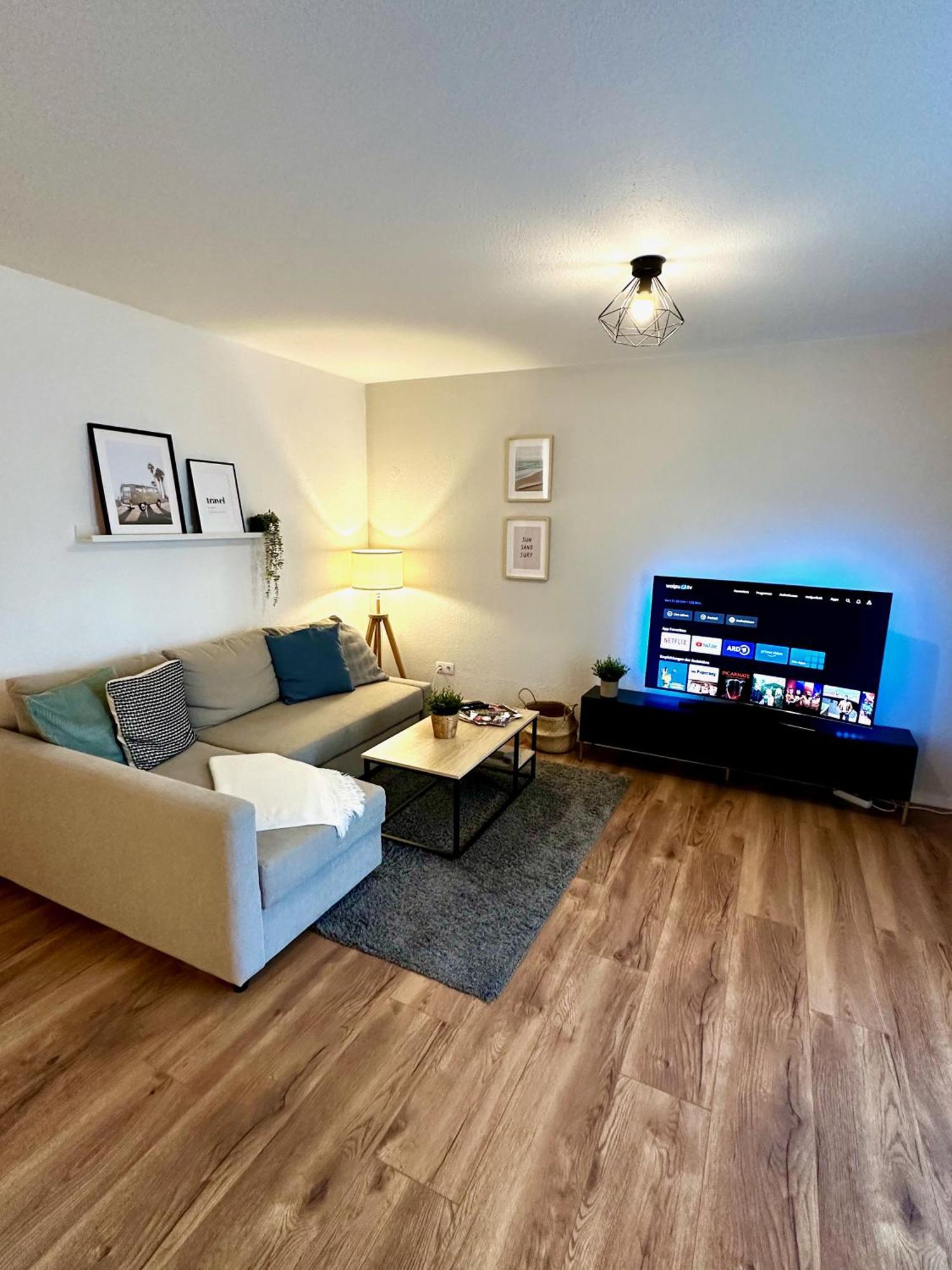Geraeumiges 2R City-Apartment Uninaehe Mit Tv Streaming, Terrasse Magdebourg Extérieur photo