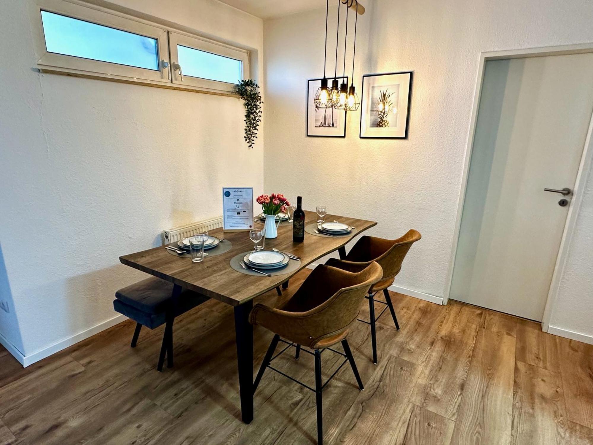 Geraeumiges 2R City-Apartment Uninaehe Mit Tv Streaming, Terrasse Magdebourg Extérieur photo